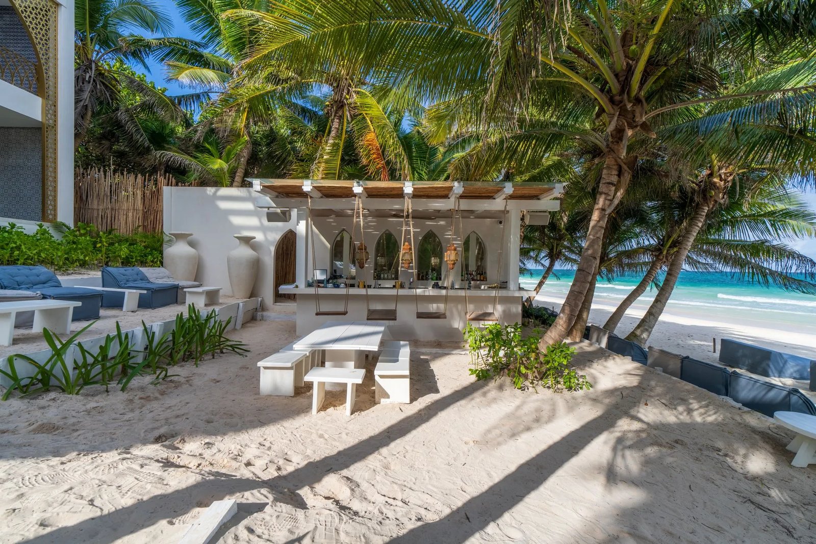 Sana Tulum, eat & drink
