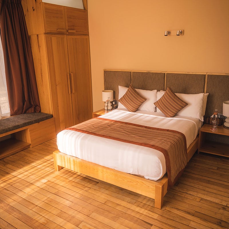 Zhiwaling Ascent, rooms