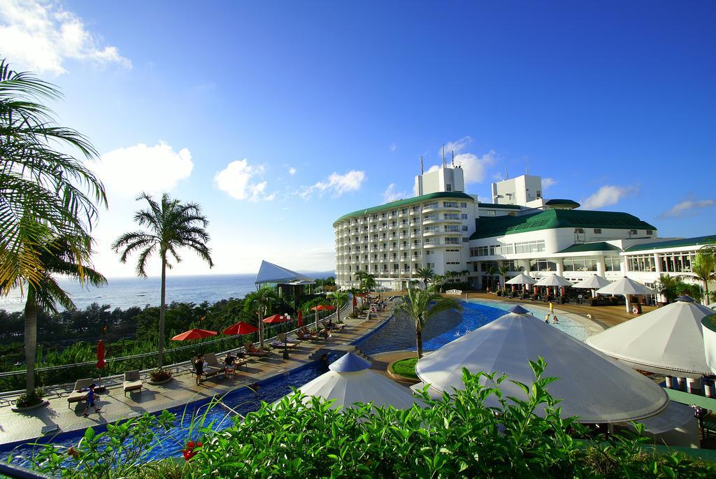 Okinawa Kariyushi Beach Resort — wellness