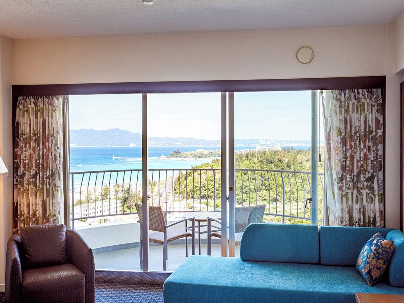 Okinawa Kariyushi Beach Resort — rooms