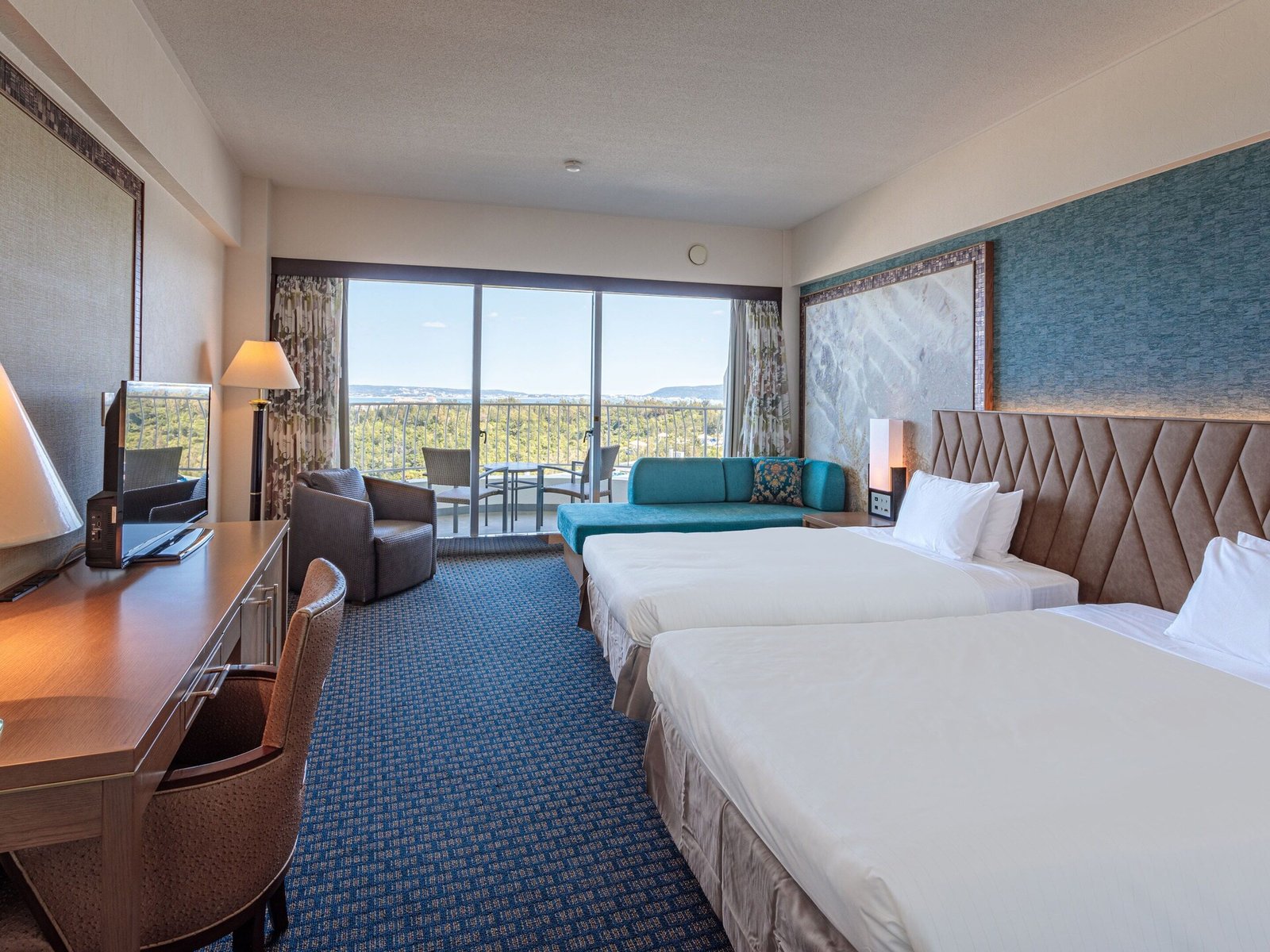 Okinawa Kariyushi Beach Resort — rooms