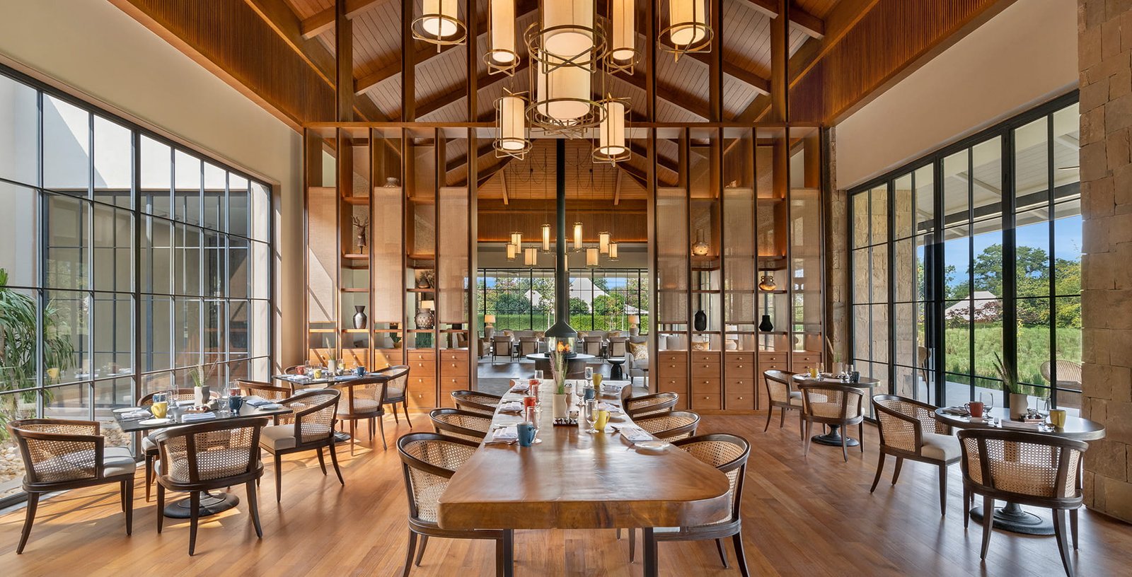The Oberoi Vindhyavilas, eat & drink