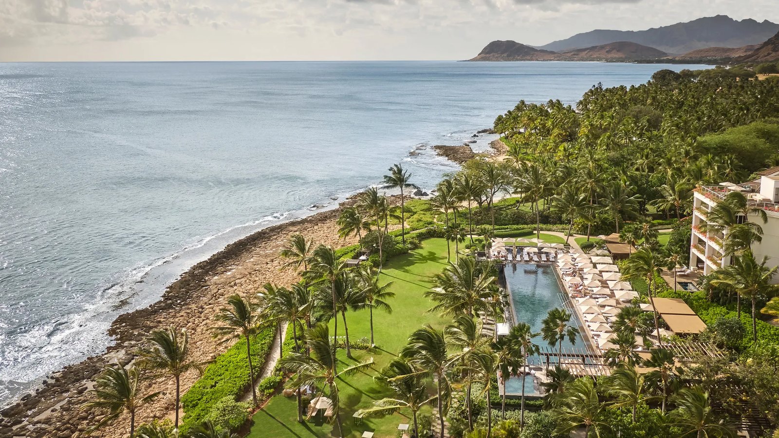 Four Seasons Resort Oahu at Ko Olina — vibe