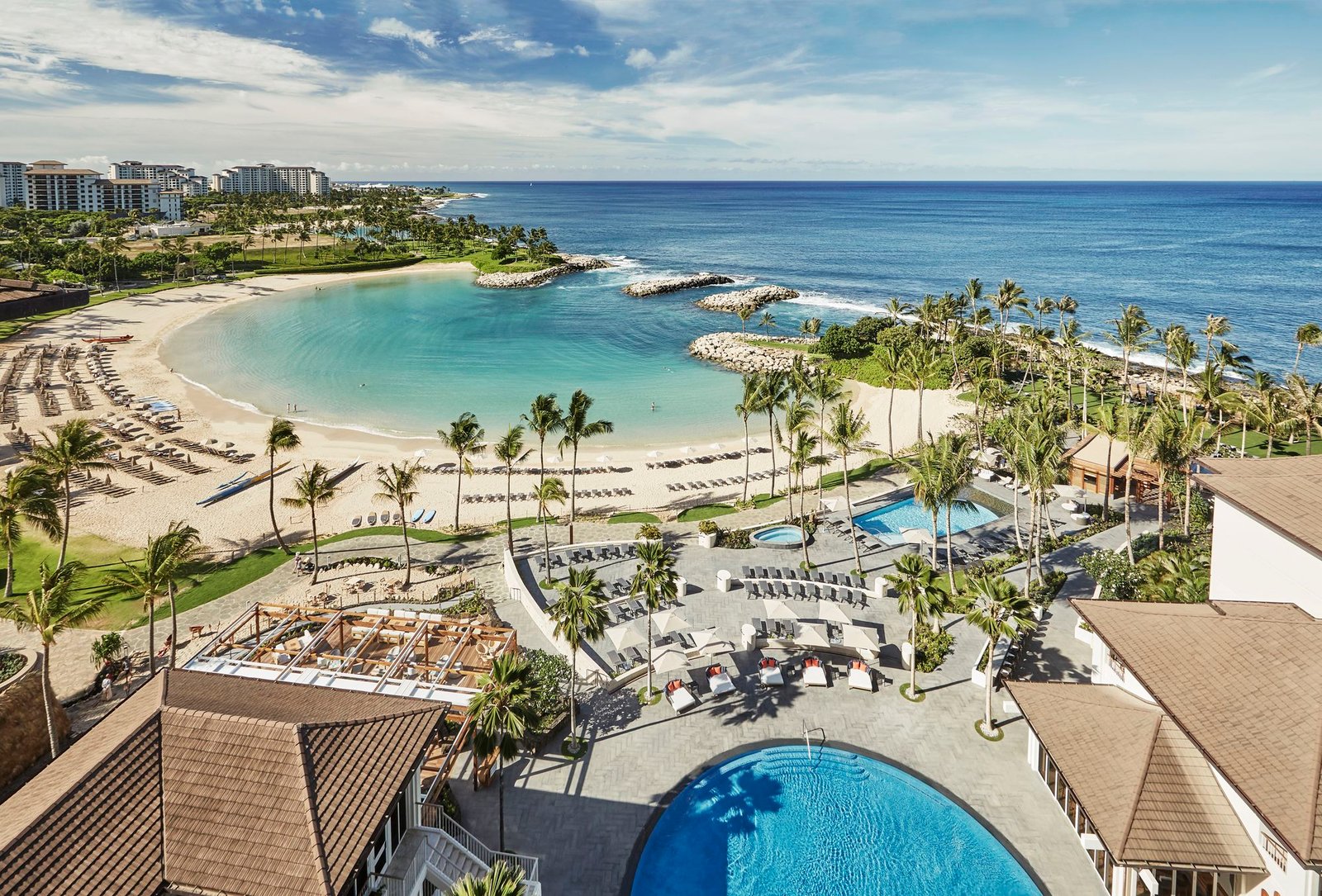 Four Seasons Resort Oahu at Ko Olina — vibe
