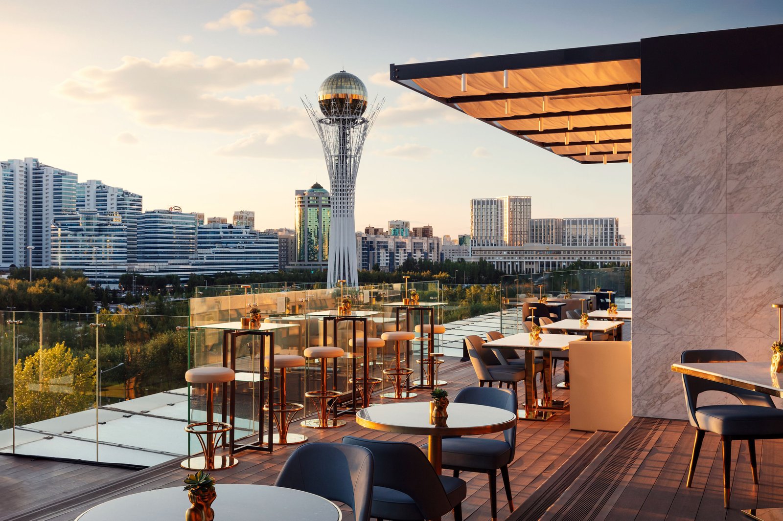 The Ritz-Carlton, Astana, eat & drink