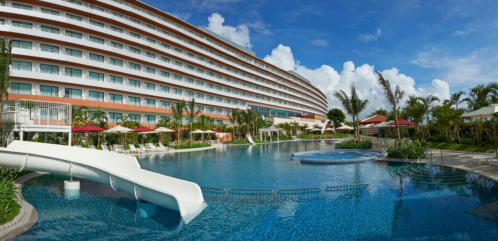 Hilton Okinawa Chatan Resort