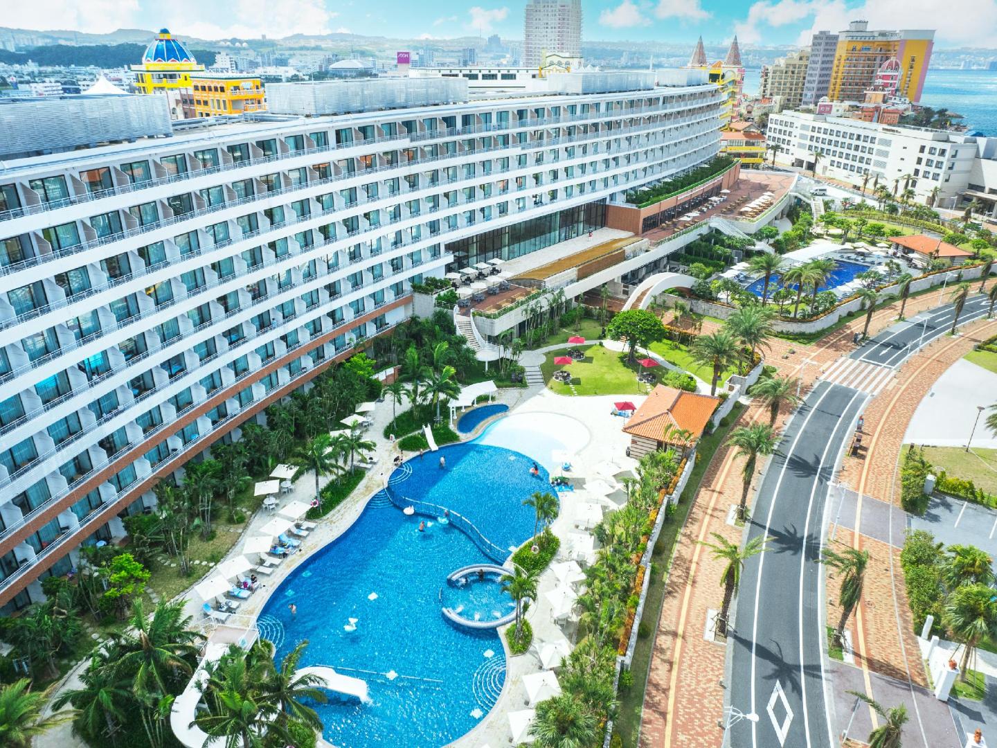 Hilton Okinawa Chatan Resort — wellness