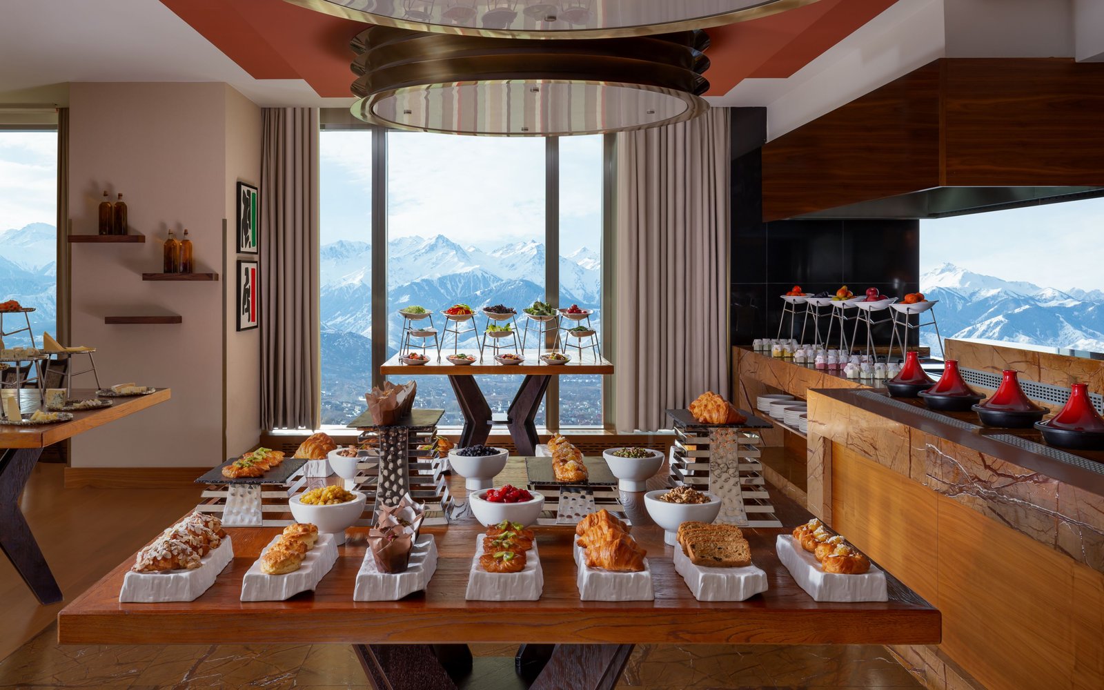 The Ritz-Carlton, Almaty, eat & drink
