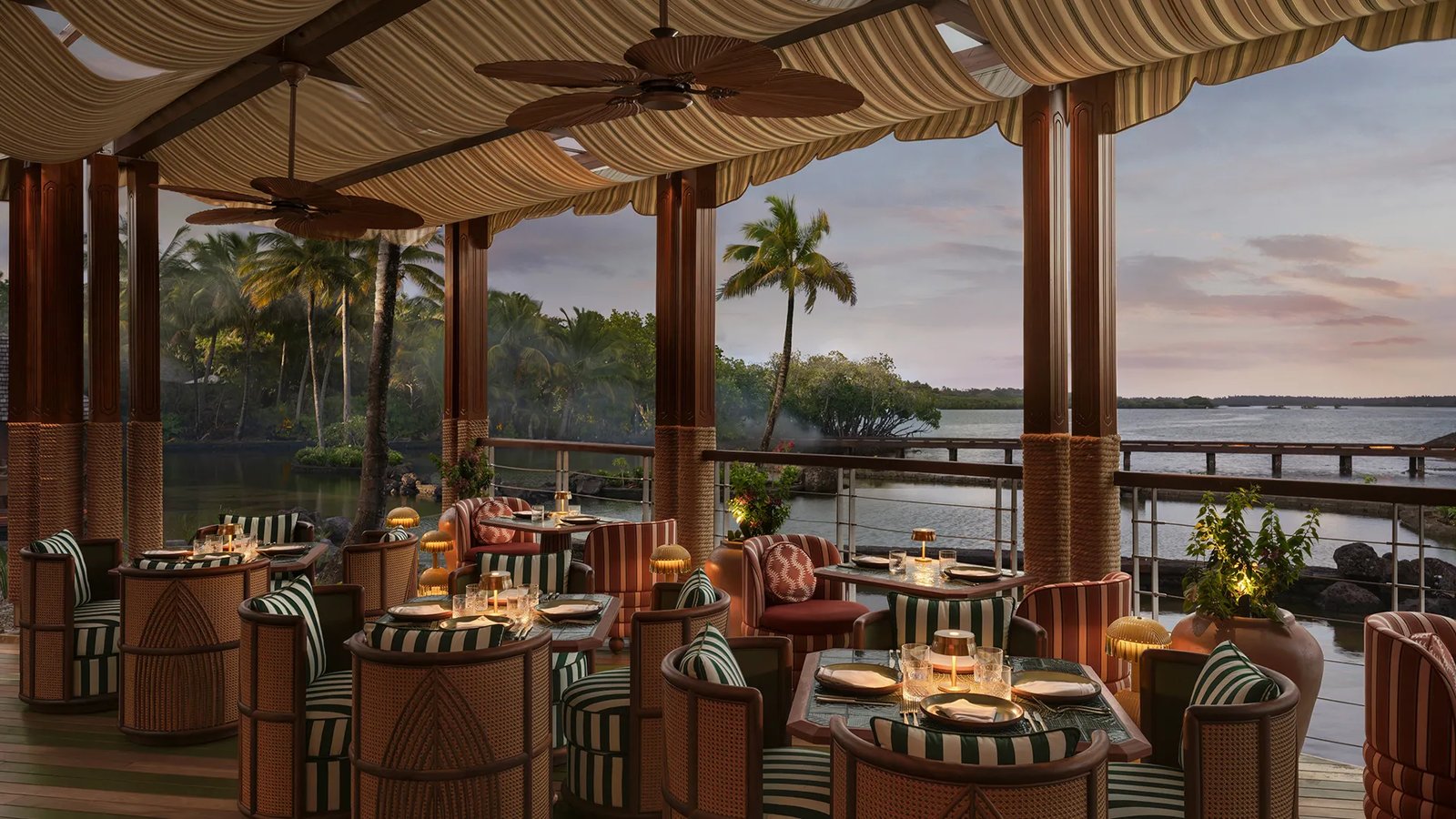 Four Seasons Resort Mauritius at Anahita, at the table
