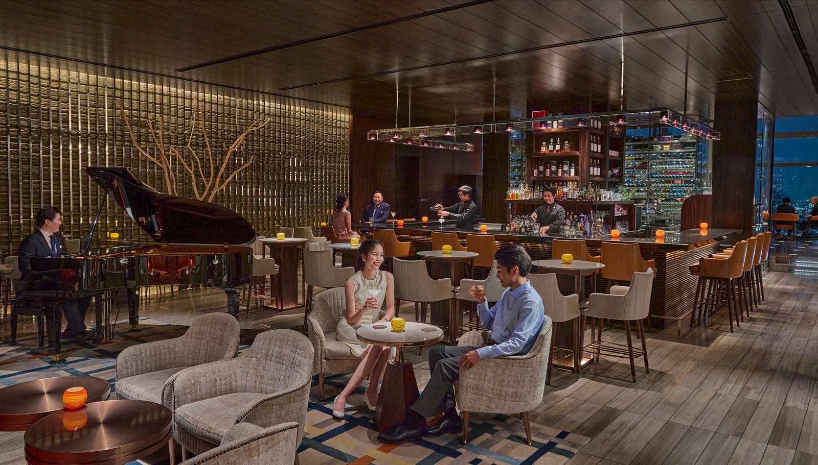 Mandarin Oriental Tokyo, at the table