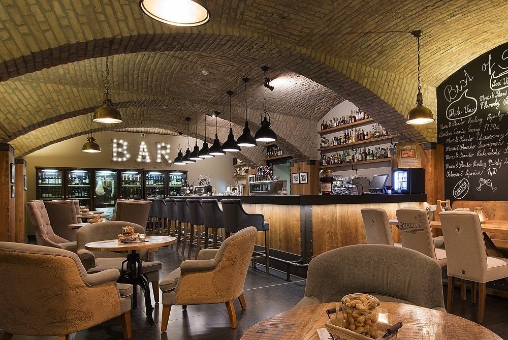Wilson Palace Bratislava, eat & drink