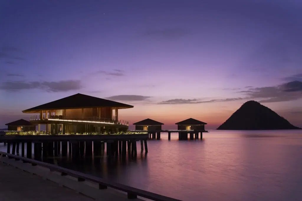TA’AKTANA, a Luxury Collection Resort & Spa, Labuan Bajo, maiga! bar