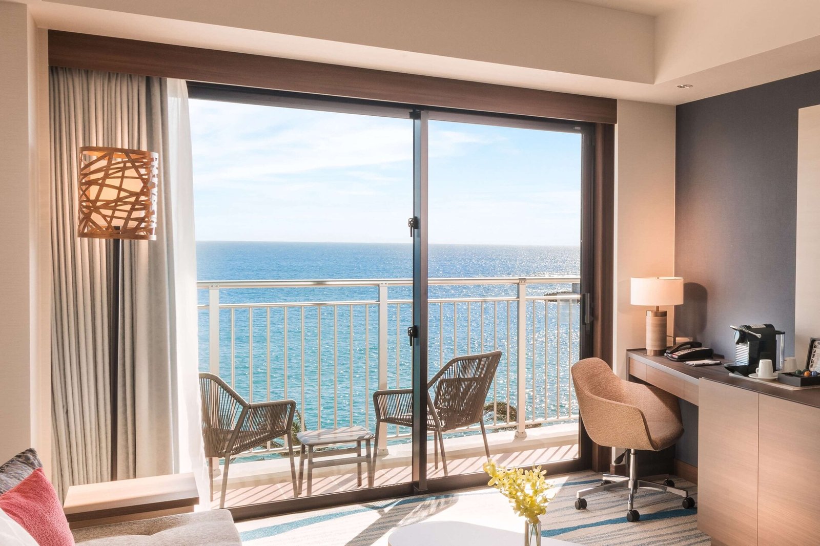 DoubleTree by Hilton Okinawa Chatan Resort — rooms