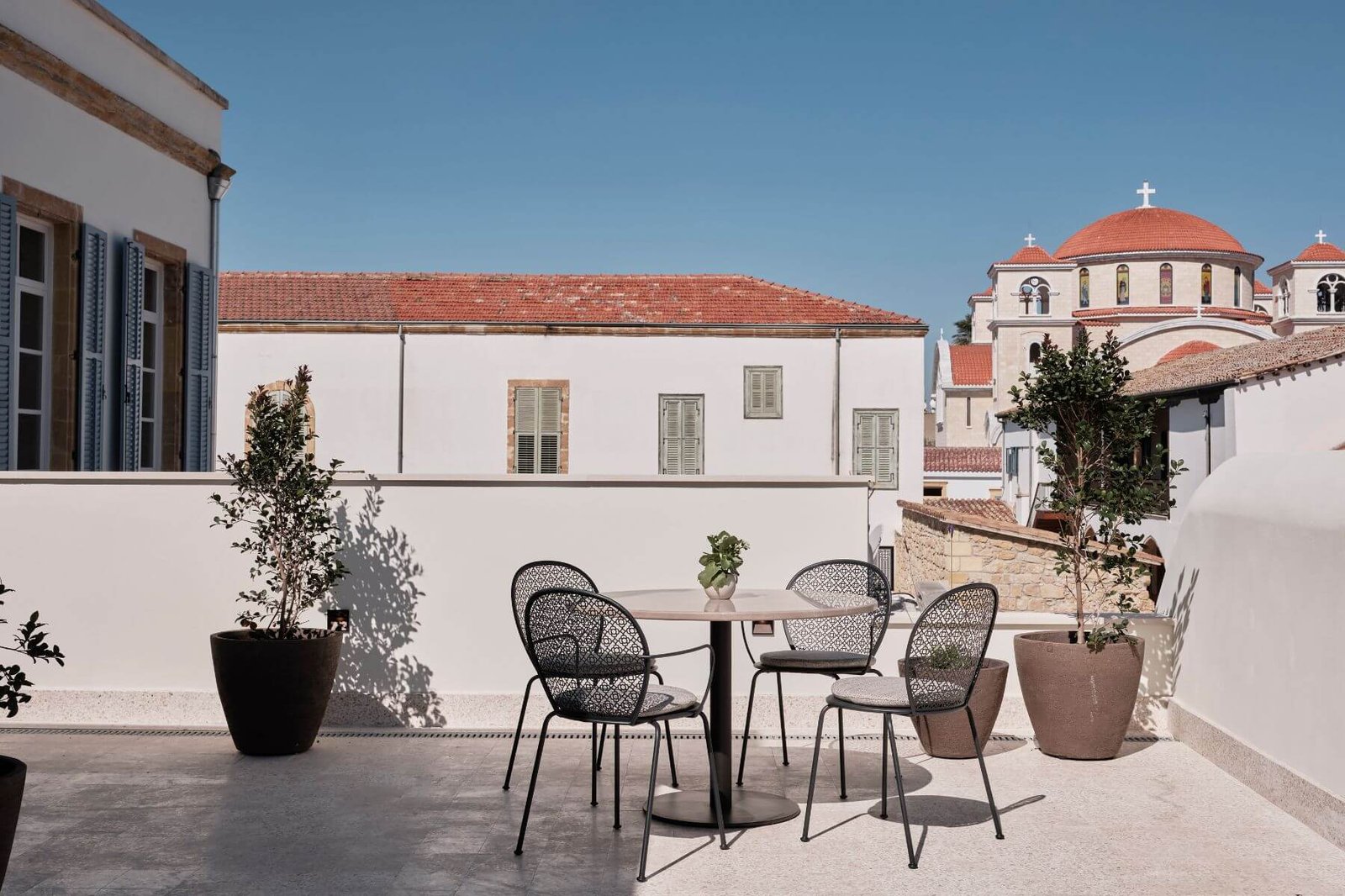Amyth of Nicosia, vibe