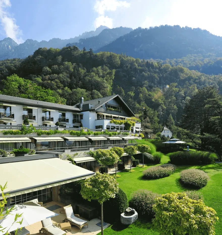 Park Hotel Sonnenhof Superior, backstory