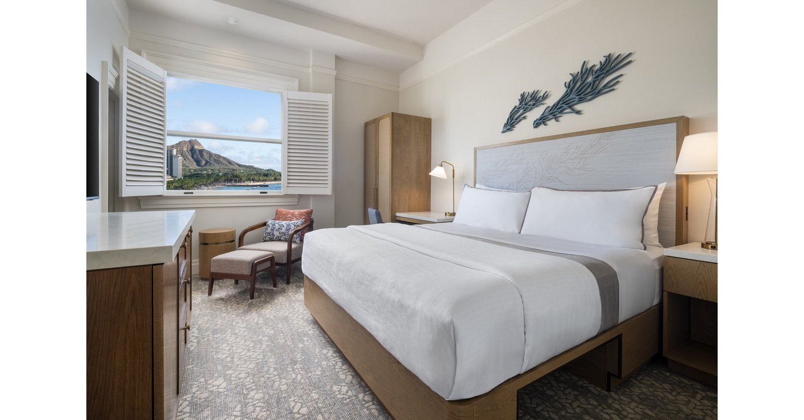 Moana Surfrider, A Westin Resort & Spa — rooms