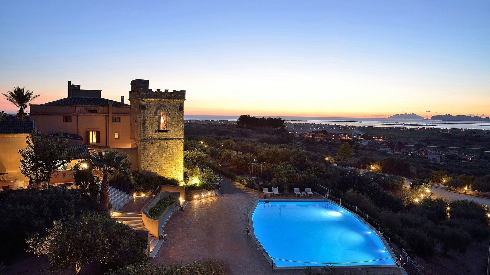 Baglio Oneto, the pool