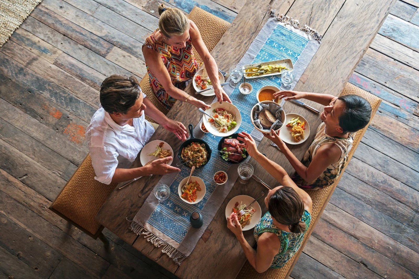 Wa Ale Island Resort, eat & drink