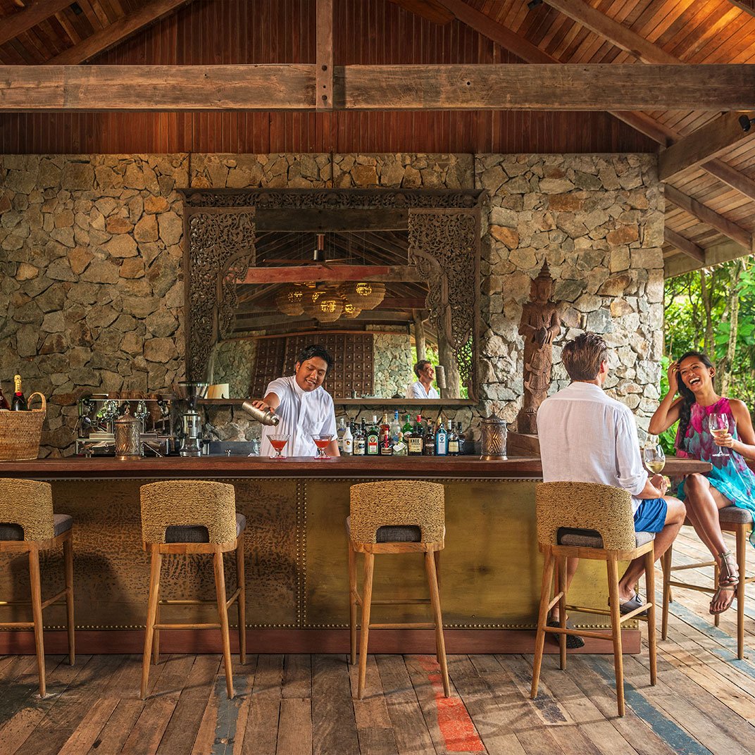 Wa Ale Island Resort, eat & drink
