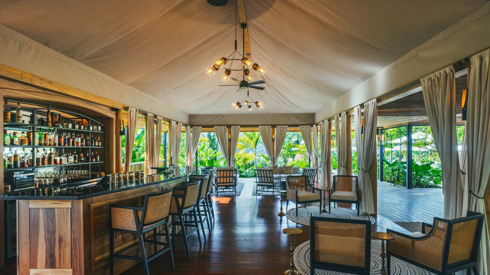 Nayara Tented Camp, eat & drink