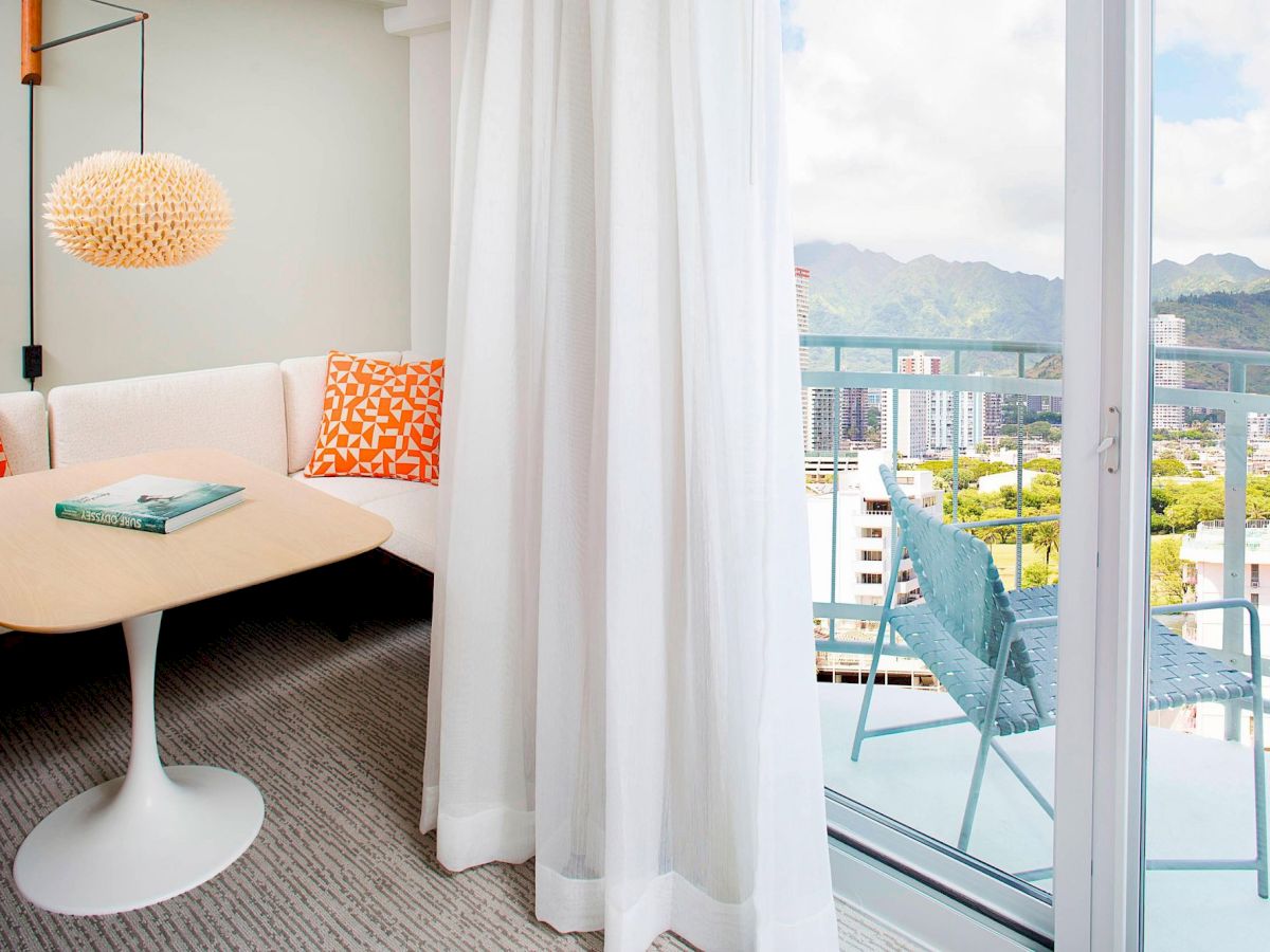 The Laylow Waikiki — rooms
