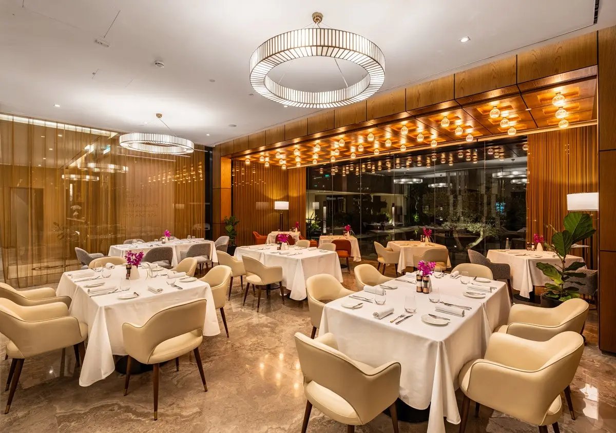 The Biltmore Hotel Villas, eat & drink