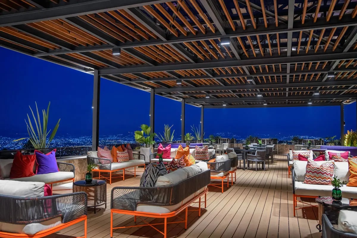 The Pinnacle Kigali, vibe