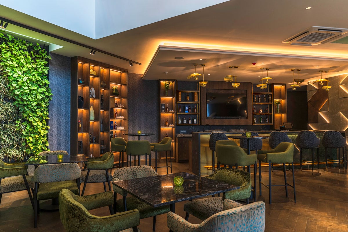 The Pinnacle Kigali, eat & drink