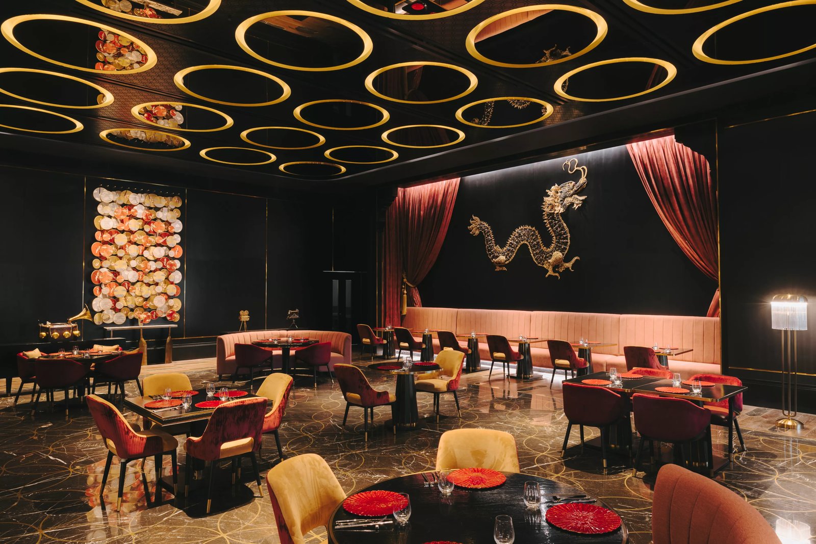 Fairmont Mumbai, eat & drink