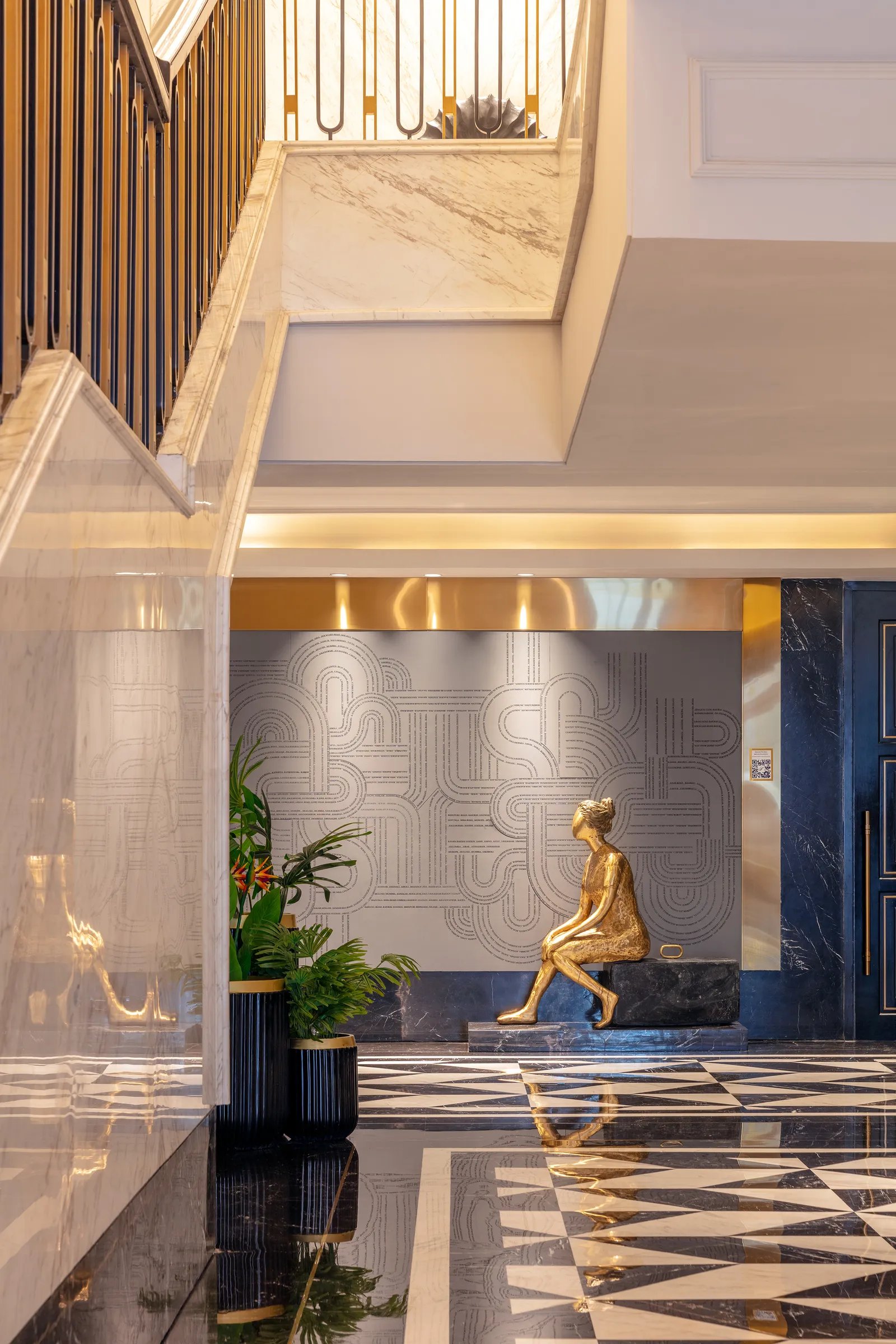 Fairmont Mumbai, vibe