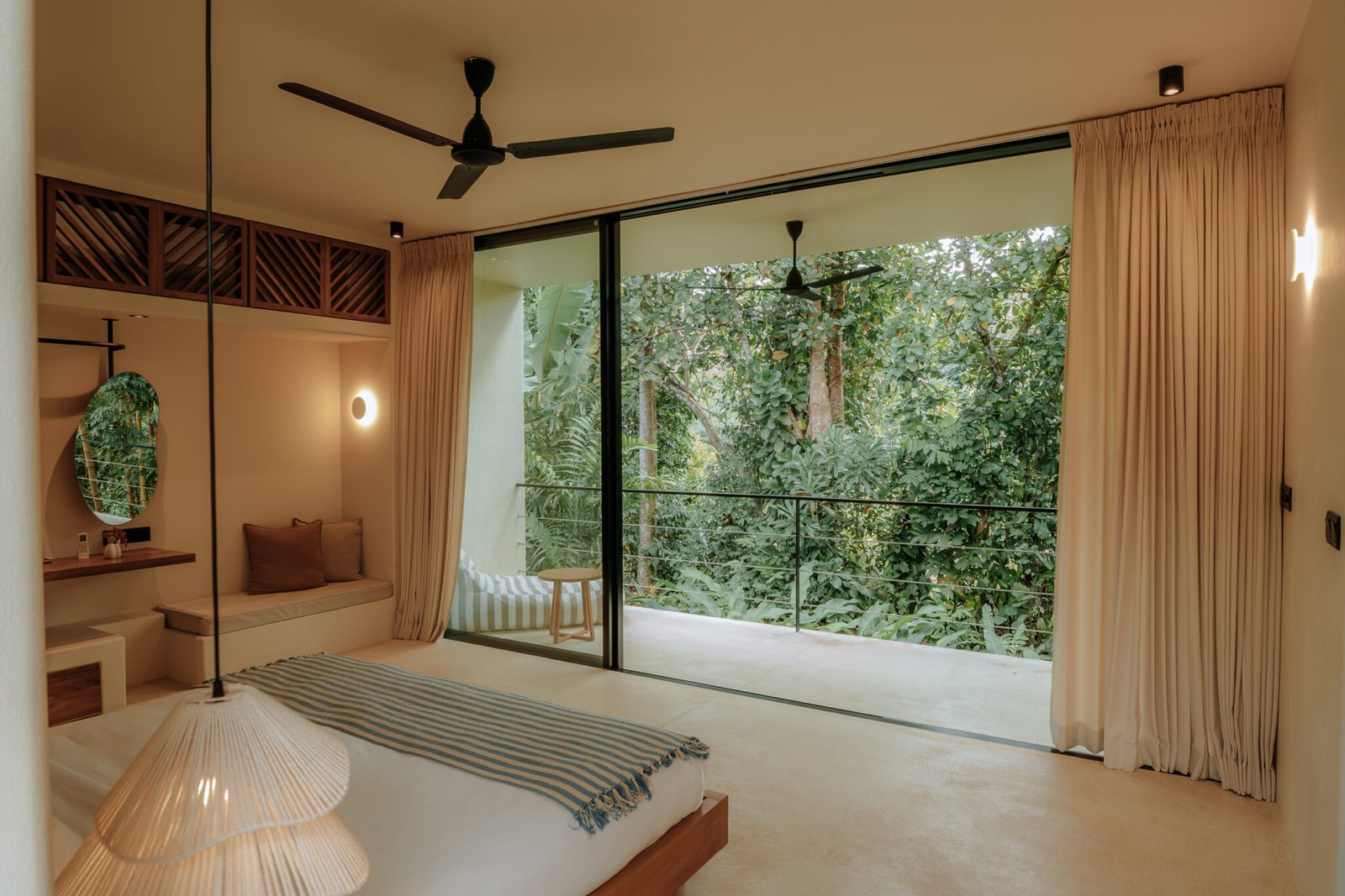 Sola Boutique Hotel