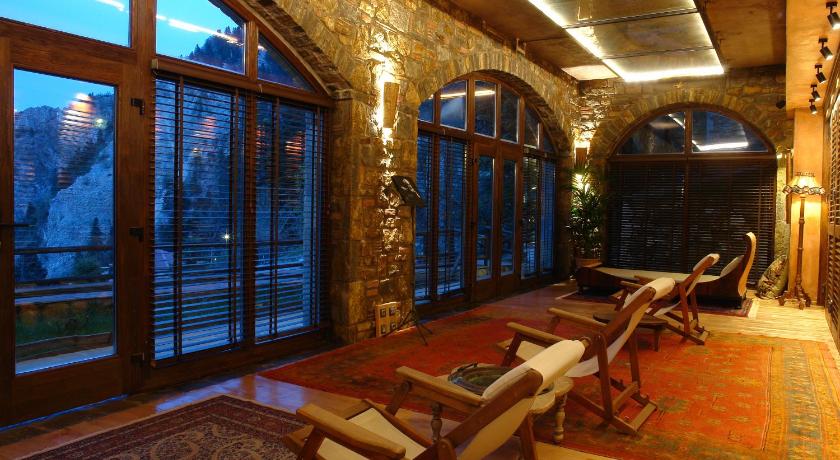 Montanema Handmade Village, the spa