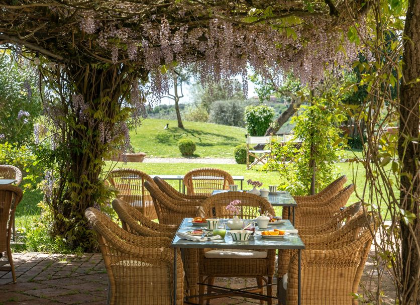 Certosa di Maggiano, at the table