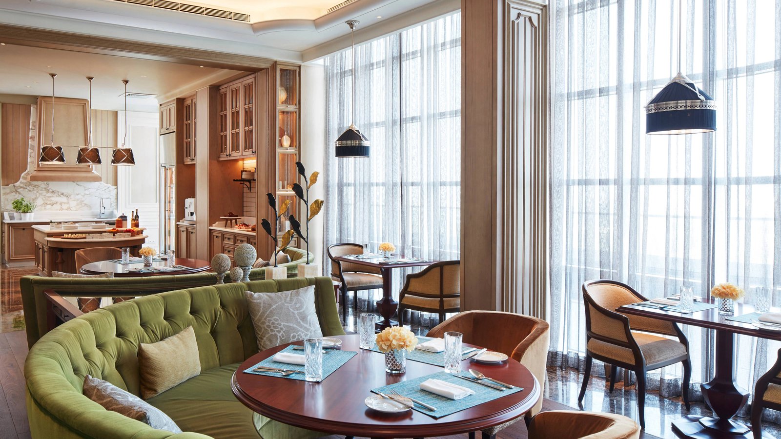 The Ritz-Carlton, Pune, eat & drink