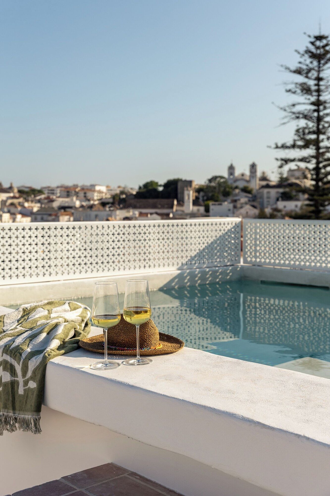 Palácio de Tavira, the pool