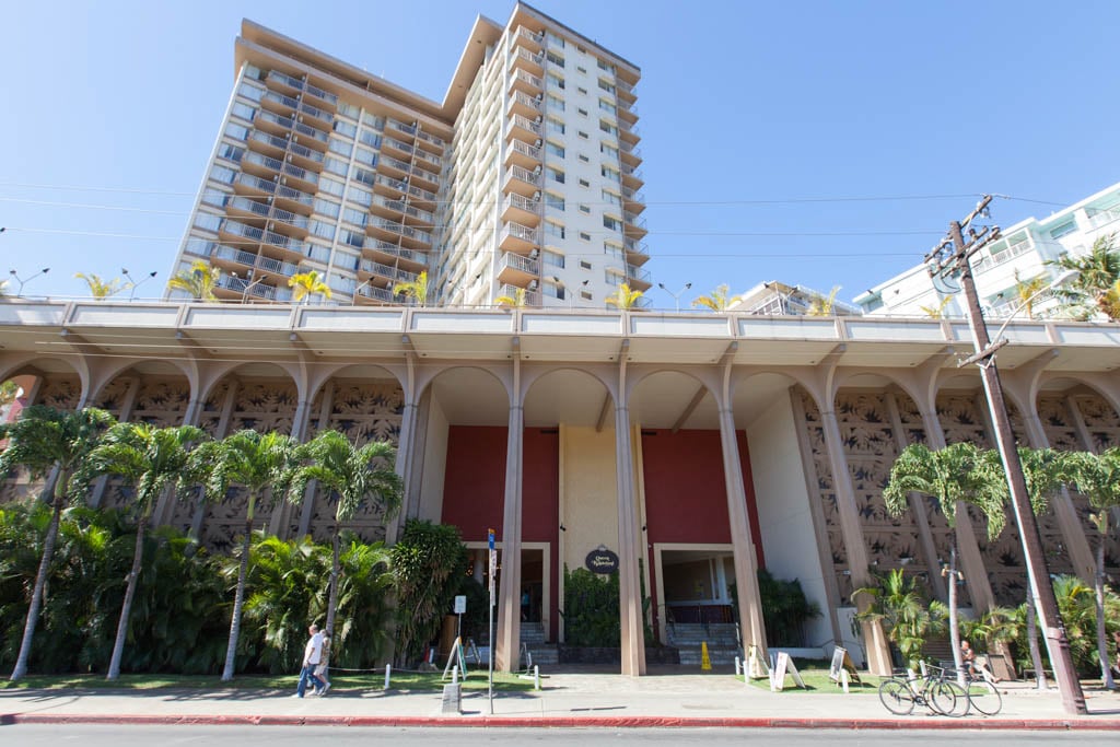 Queen Kapiʻolani Hotel — backstory