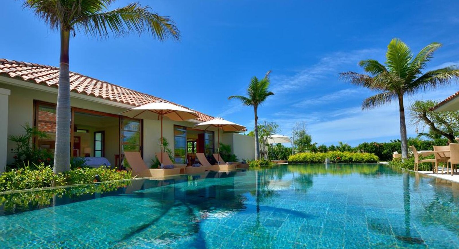 The Uza Terrace Beach Club Villas, the pool