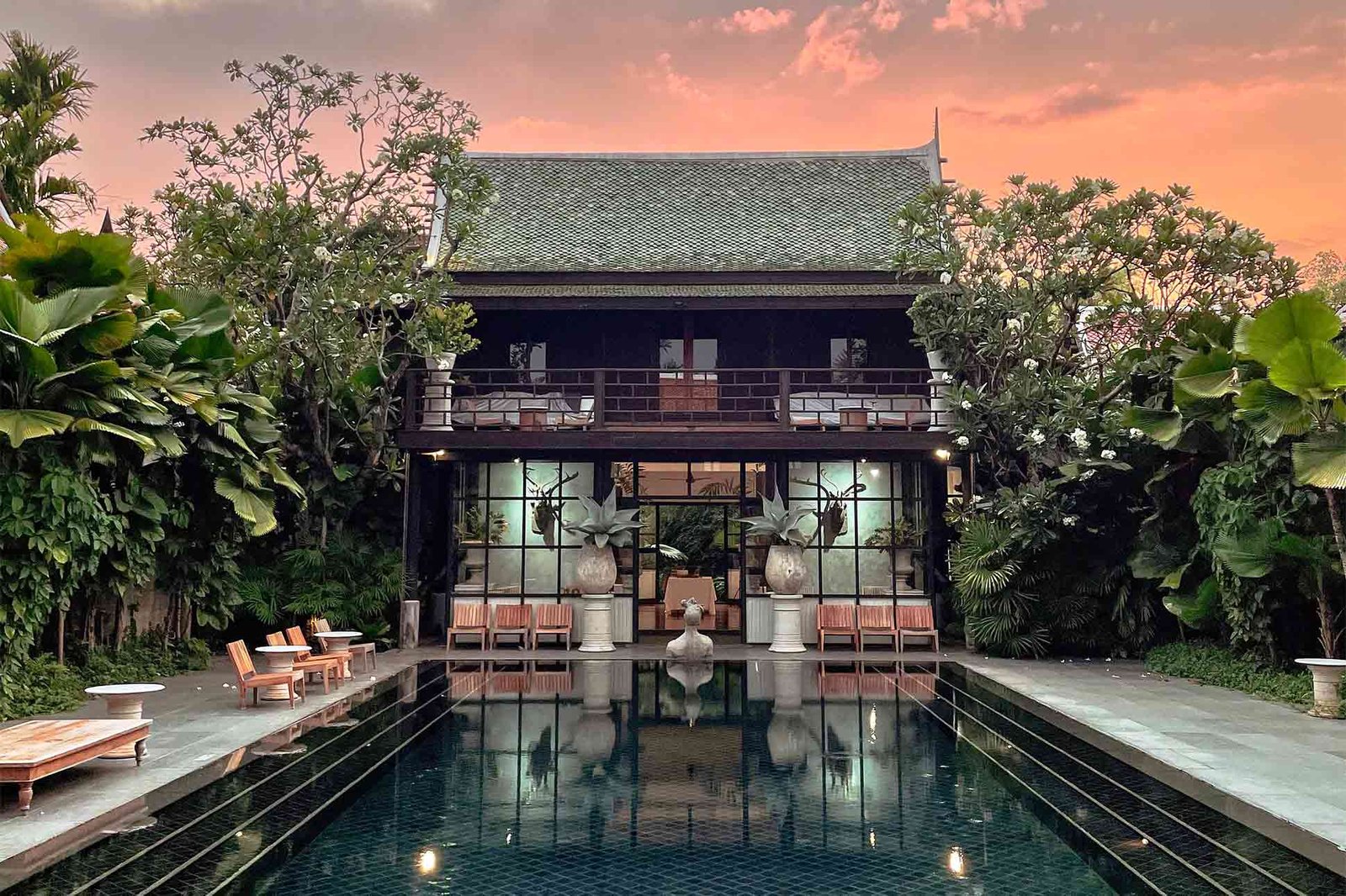Villa Mahabhirom, the pool