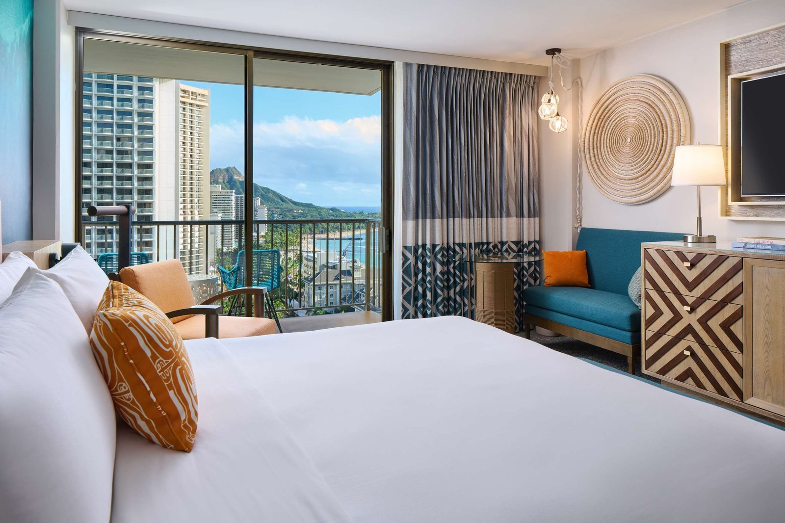 Outrigger Waikiki Beachcomber Hotel — rooms
