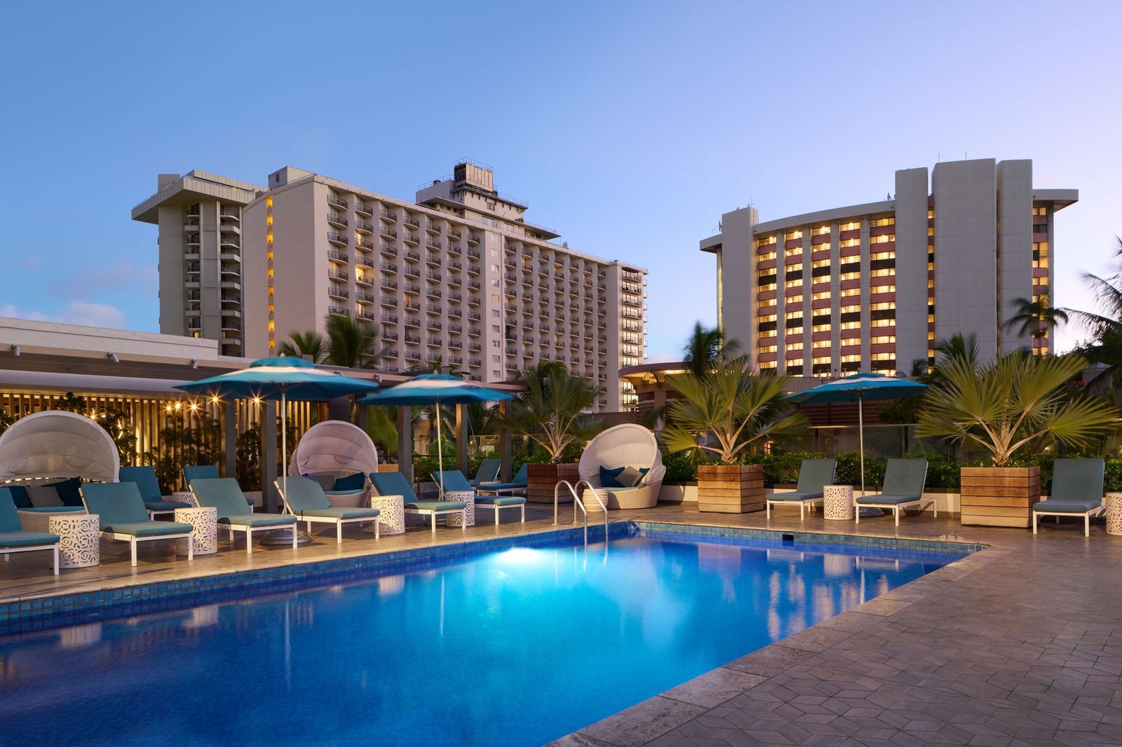 Outrigger Waikiki Beachcomber Hotel