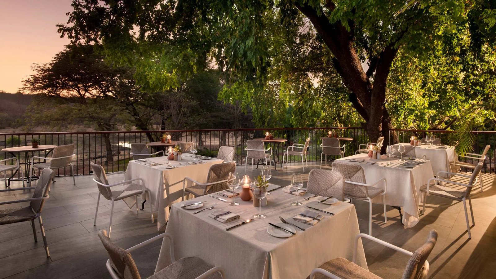 Anantara Stanley & Livingstone Victoria Falls Hotel, eat & drink