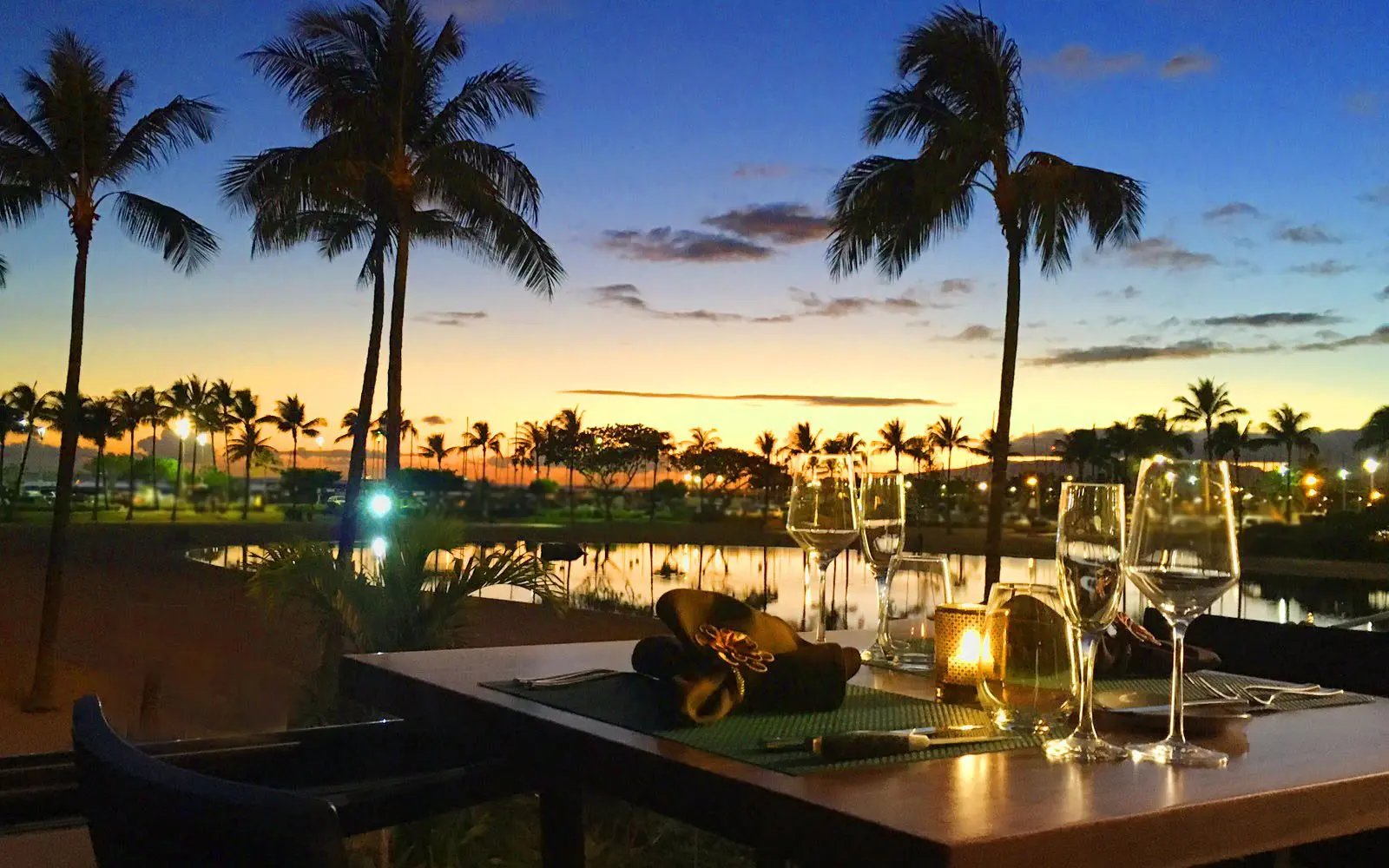 Hilton Hawaiian Village Waikiki Beach Resort — eat & drink