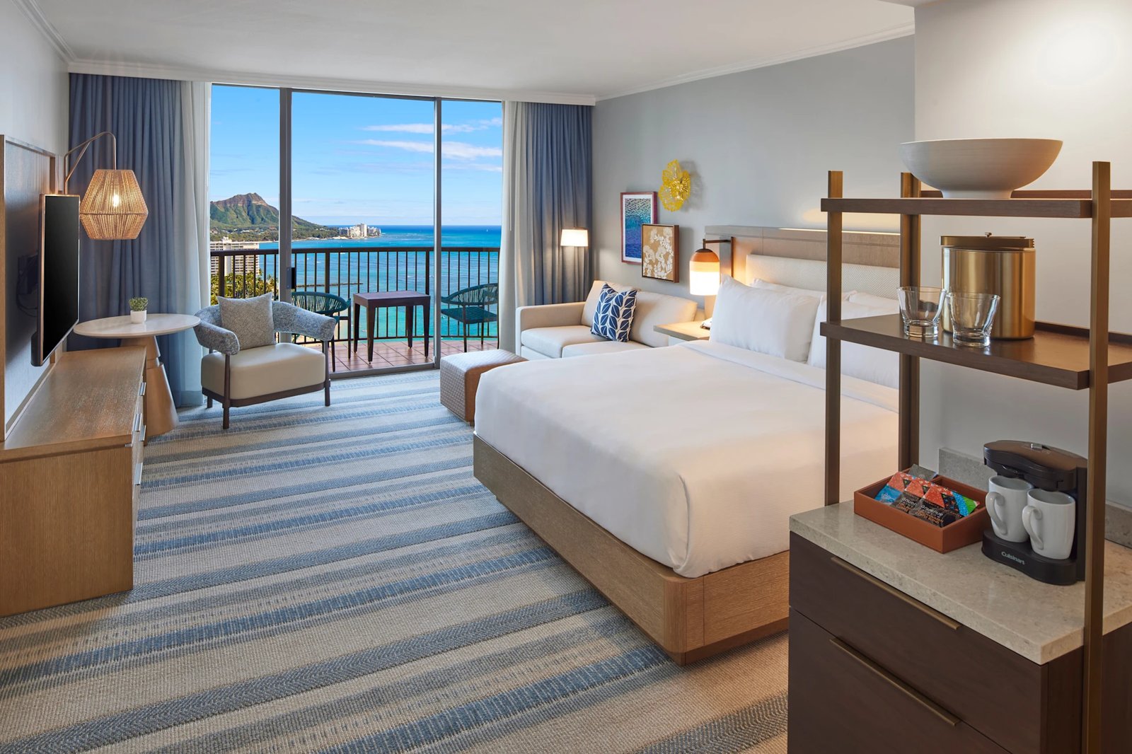 Hilton Hawaiian Village Waikiki Beach Resort — rooms