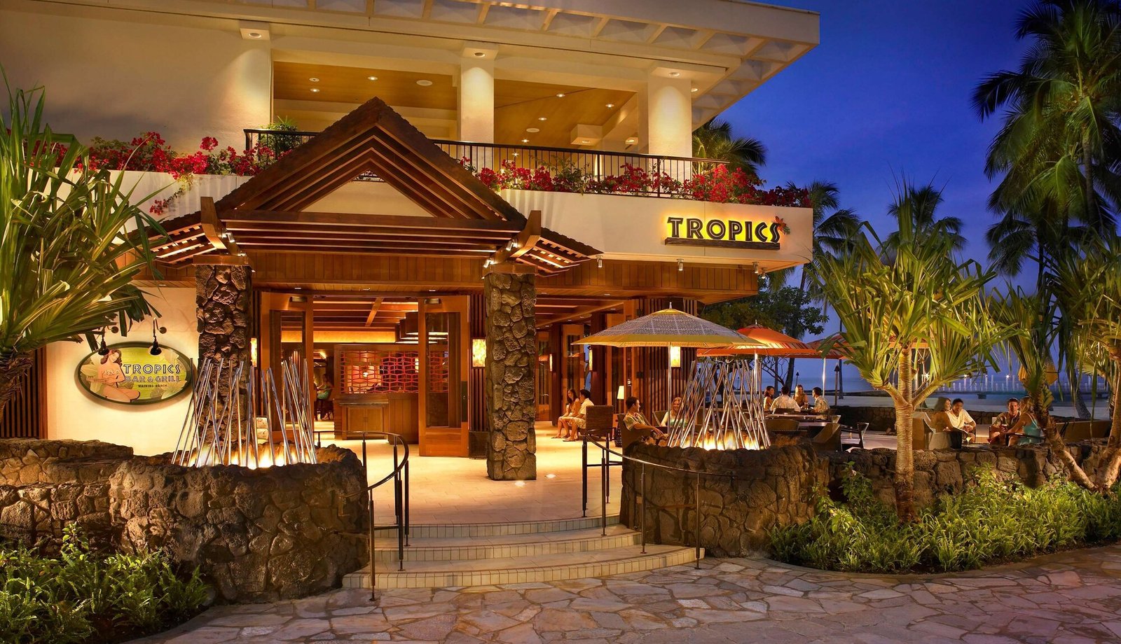 Hilton Hawaiian Village Waikiki Beach Resort — eat & drink
