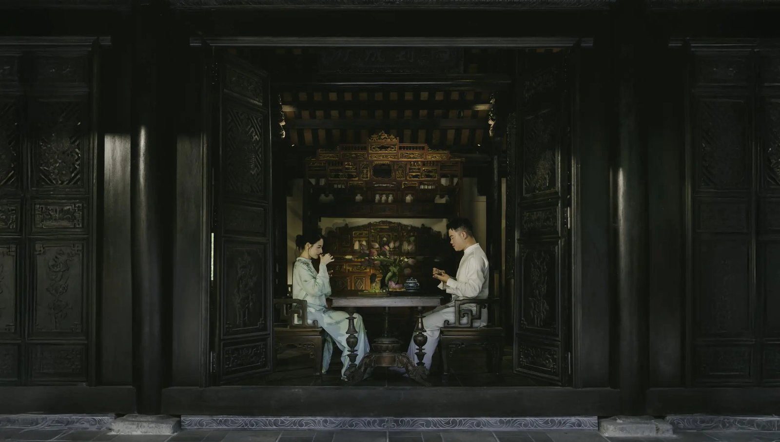 Jiva Hoa Lu Retreat, at the table