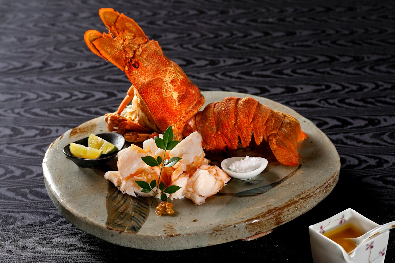 Shigira Bayside Suite Allamanda — eat & drink