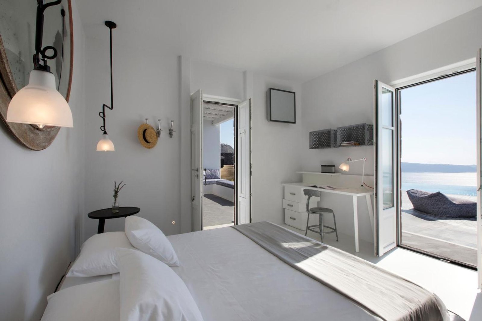 Erosantorini Estate, rooms