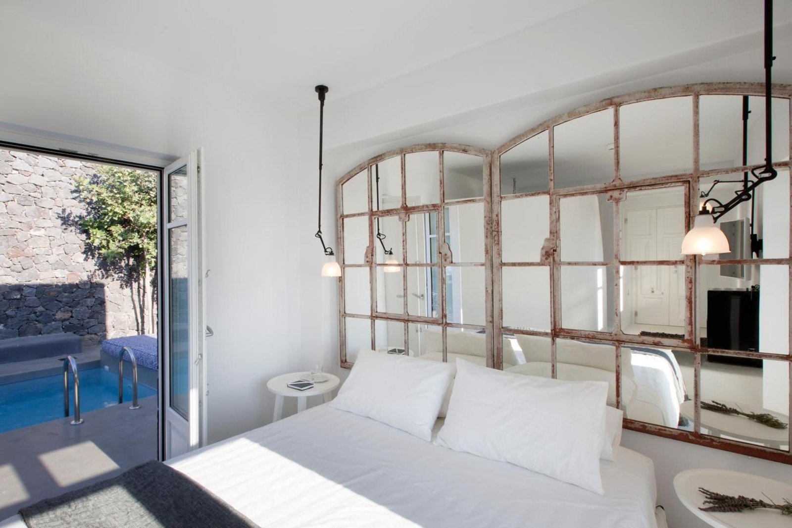 Erosantorini Estate, rooms