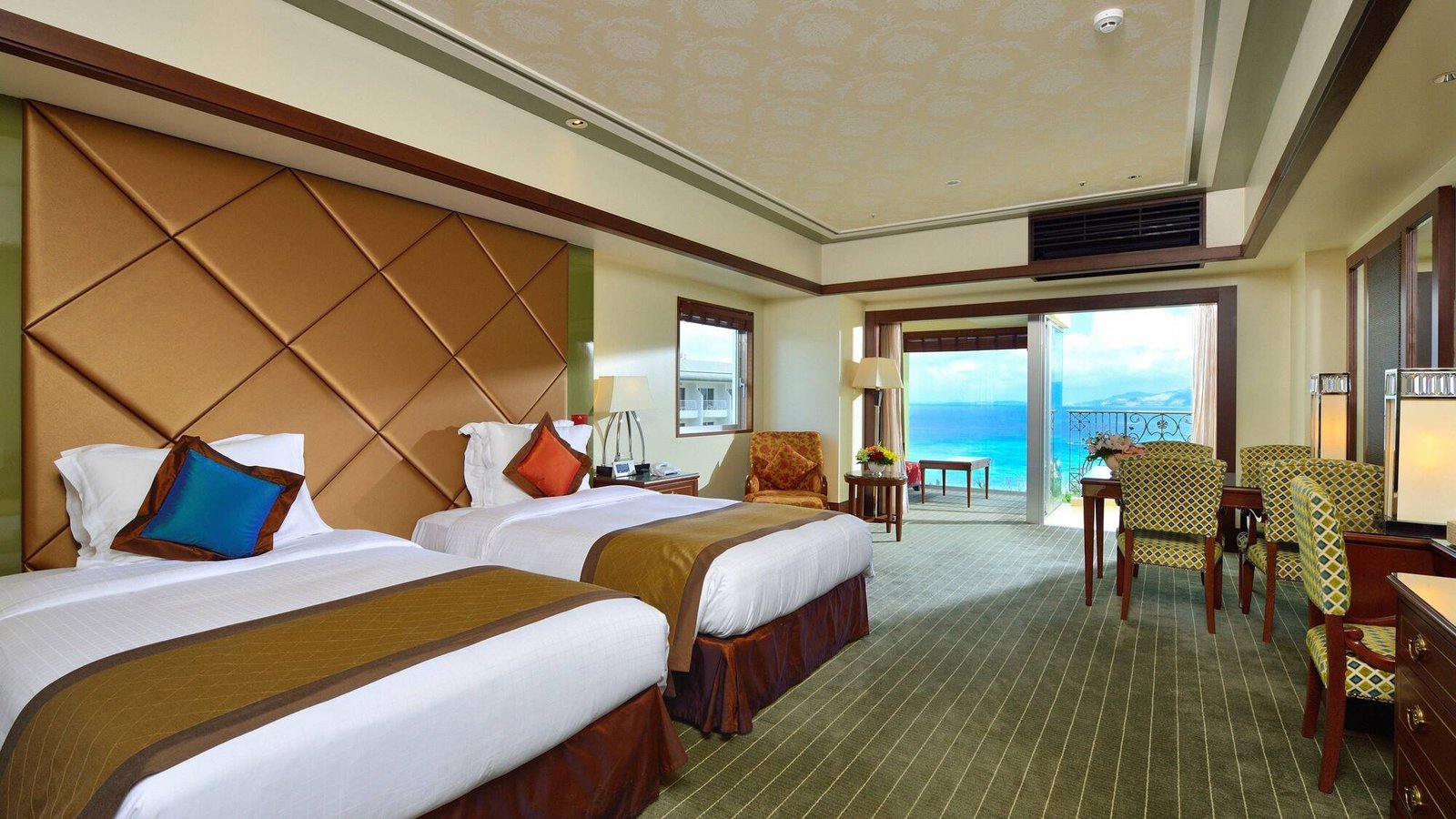 Okinawa Kariyushi Resort Exes Onna — rooms