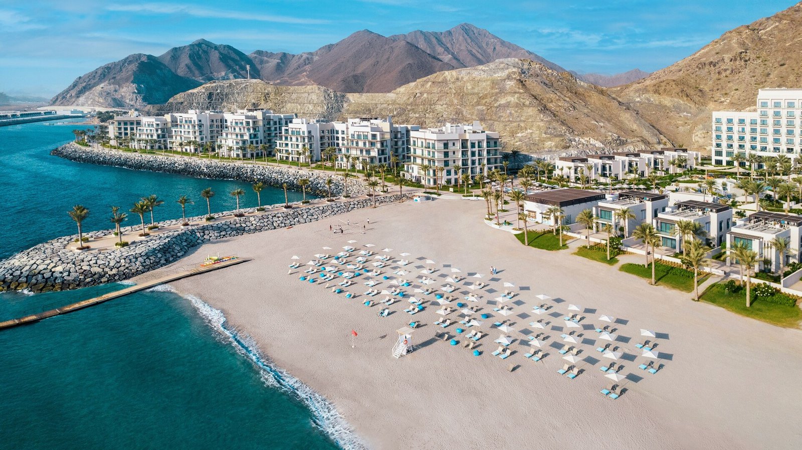Address Beach Resort Fujairah, vibe